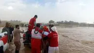 نجات مرد ۶۵ ساله مبتلا به بیماری قلبی در سیلاب