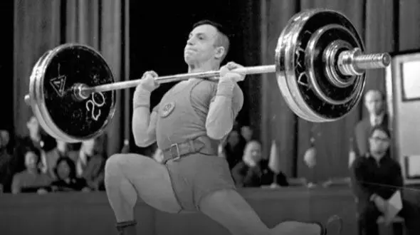 این قهرمان المپیک به دست پسرش کشته شد!