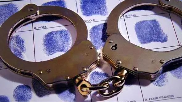 سلاخی عمو و برادرزاده وسط خیابان نواب / مردان مخوف فراری اند