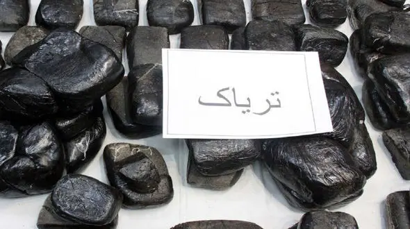 کشف139 کیلوگرم تریاک از پژو  405 در کرمان
