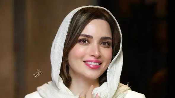 زیبایی بهنوش طباطبایی با این عکس ثابت شد / خانم بازیگر با این استایل جنجالی شد!