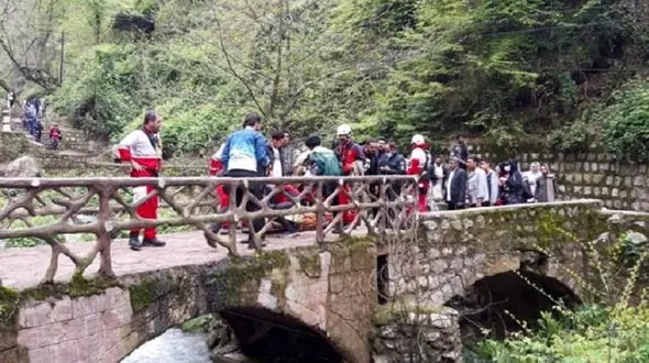 سقوط جوان 20 ساله به آبشار کبودال / سرنوشت باورنکردنی