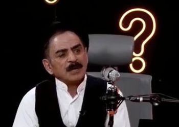 فیلم / قدرت الله ایزدی: کاش دو تا زن داشتم .../  به خانومم نگاه میکنم میگم خدایا  به من زیاد پول نده یهو میرم زن میگیرم ! .. آخه ...
