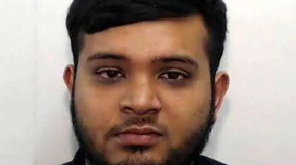 دست درازی مرد جوان به کودکان / راز لباس های زنانه و فیلم های سیاه + عکس / انگلیس