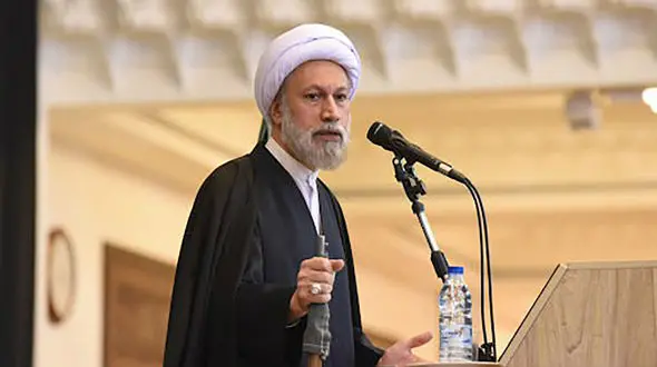 باران نیامدن و بچه دار نشدن بخاطر گناهان ما است/ اگر استغفار کنیم باران از آسمان می‌بارد