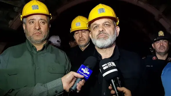 پای سه وزیر دولت سیزدهم به محل حادثه انفجار معدن طرزه باز شد