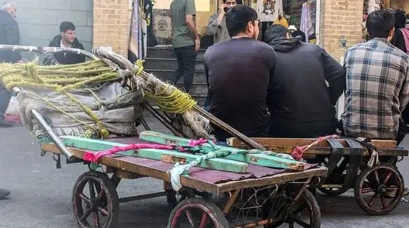 گاریچی ها در بازار تهران چقدر درآمد دارند؟