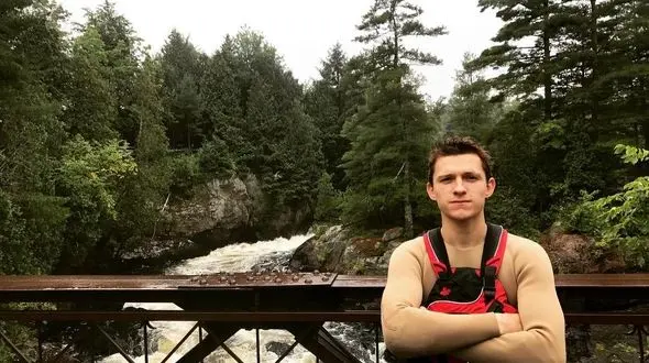 مرد عنکبوتی در یک فیلم جدید +عکس