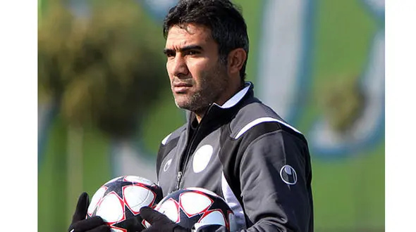 ببینید | جدیت جالب احمدرضا عابدزاده در آمریکا در حال تمرین با کودکان در آکادمی فوتبالش