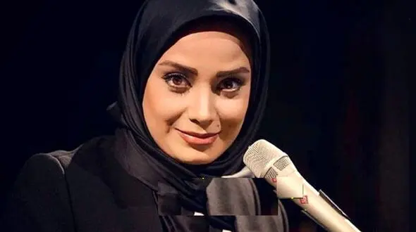 چهره کاملا عروسکی صبا راد در جزیره زیبای استانبول ! / لباس های رنگی با موهای طلایی اش وایرال شد ! + عکس