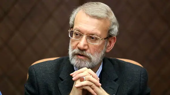 لاریجانی: وزارت بهداشت اجازه ورود 18 میلیون دز واکسن را نداد !