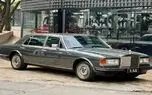 خاطره بازی با رولزرویس سیلور اسپِر مدل 1994 / وقتی که لاکچری بدون در چارچوب خودرو معنا پیدا می کند + تصاویر