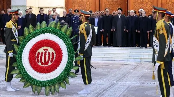 پزشکیان: باید اختلافات، کینه‌ها، طعنه‌ها و حرف‌های تفرقه‌برانگیز را کنار بگذاریم + فیلم 