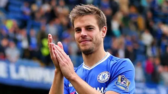 بارسلونا به دنبال خرید جانشین دنی آلوز/ تلاش ژاوی برای جذب مدافع اسپانیایی چلسی