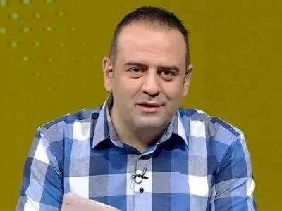 تیکه سنگین مجری تلویزیون به پیام رسان بله بعد از ابراز عشق و علاقه به همسرش! / به خدا زنمه