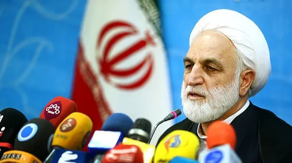  خروج یک عکاس ممنوع‌الخروج از کشور با نامه مدیر وزارت اطلاعات