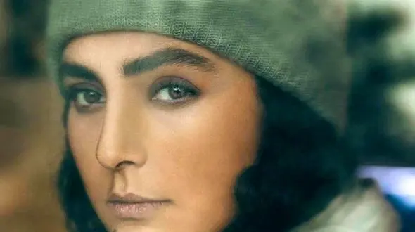 زیبایی طبیعی‌ و خیره کننده هدی زین‌العابدین / یک فریم نزدیک از جذابیت خانم بازیگر