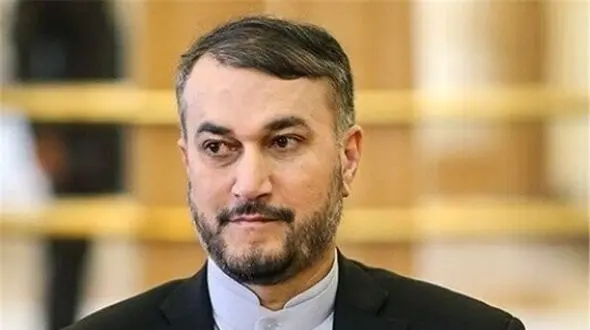 ناگفته‌های زندگی شهید امیرعبداللهیان از زبان خاله‌اش؛ از پوشیدن یک پیراهن به مدت 15 سال تا از دست دادن پدر در 9 سالگی!