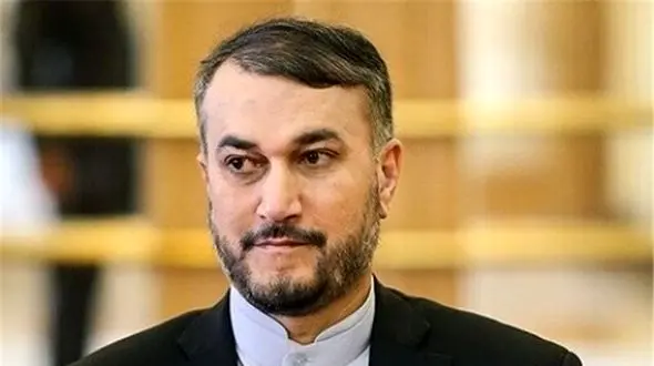 ناگفته‌های زندگی شهید امیرعبداللهیان از زبان خاله‌اش؛ از پوشیدن یک پیراهن به مدت 15 سال تا از دست دادن پدر در 9 سالگی!