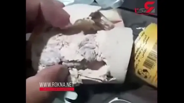 پیدا شدن موش داخل کالباس در تهران ! + فیلم