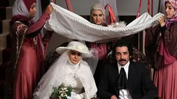 غم انگیزترین سکانس سریال دلدادگان: عروسی نادر و فرزانه جلوی چشمان خیس مالک +ویدئو