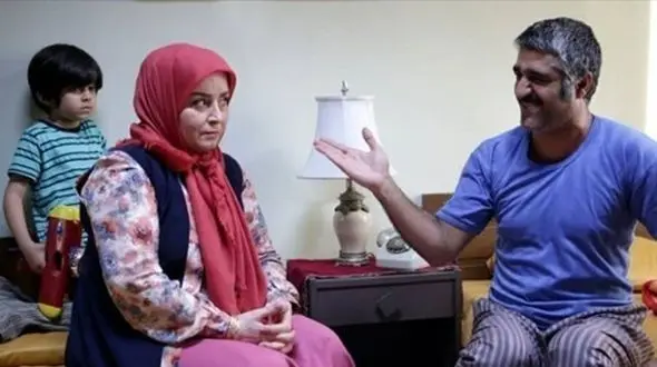 فیلم/ مخالفت با بازیگر شدن فریبرز به سبک ژاله صامتی، پریِ سریال زیرخاکی/ اون تیکه معنی کردن چپر چلاغ برا کاوه خیلی خوب بود