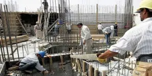 کارگران ساختمانی با وجود اصلاح قانون همچنان از بیمه محروم‌اند