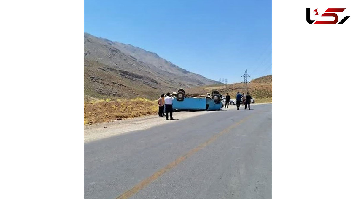 واژگونی مینی‌بوس در روستای حاجی‌آباد ملایر / اعزام مصدومان به بیمارستان