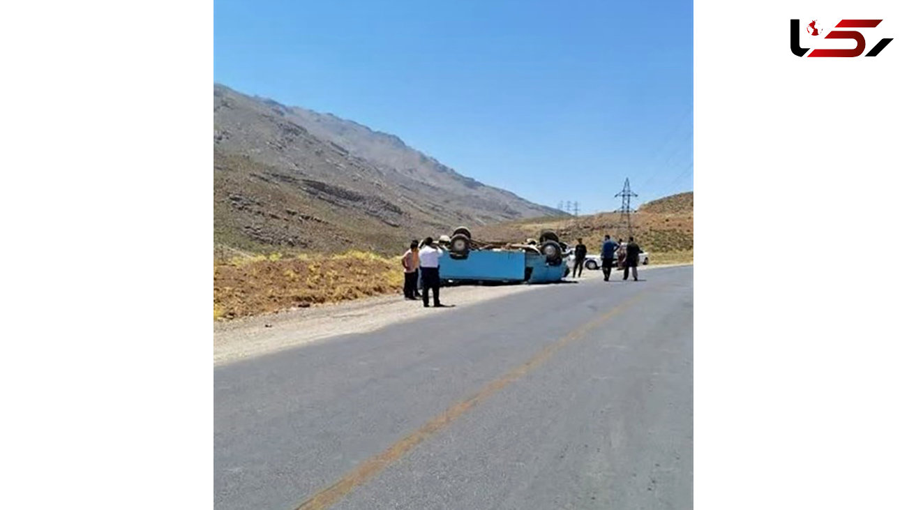 واژگونی مینی‌بوس در روستای حاجی‌آباد ملایر / اعزام مصدومان به بیمارستان