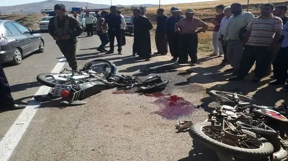 صحنه هولناک و خونین که دو موتوسوار در تکاب آفریدند + عکس