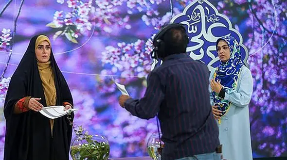 توبیخ مجری تلویزیون در پی اقدامی غیرحرفه‌ای