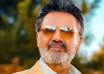 دانلود آهنگ معین «قشنگ نبود دنیا»  / شاهکار ماندگار 