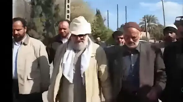 فیلم / کسی بشکن زدن رهبری شهید انقلاب رو دیده ندیده / توی یک شرایط خاص یهویی بشکن زد و گفت عجب کاری کردی دیدم بعدش بغلم کرد