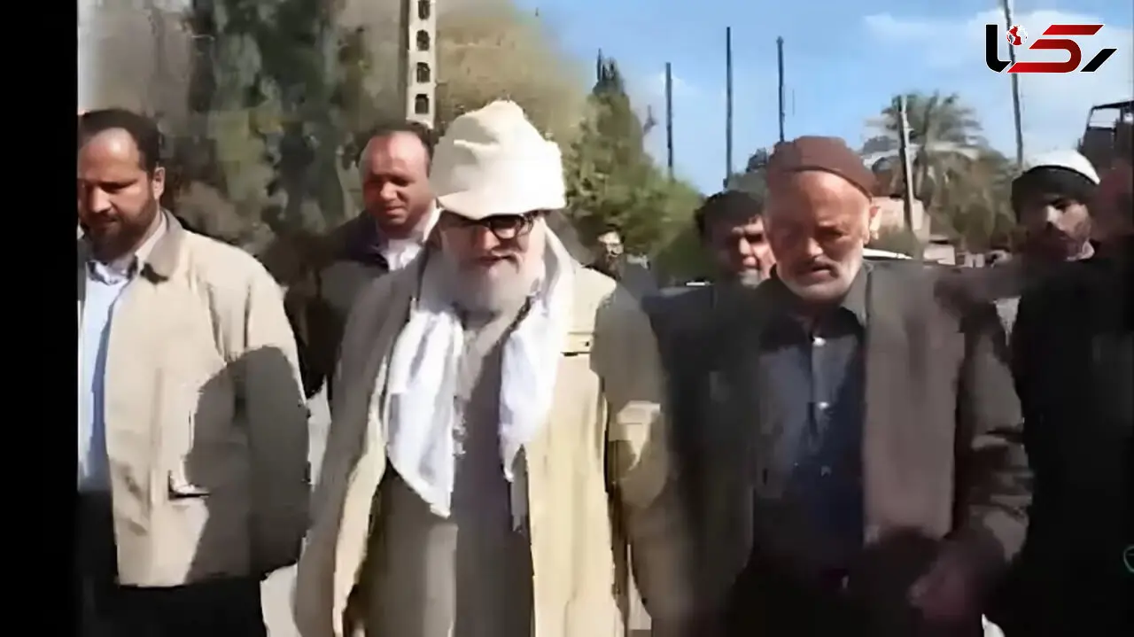 فیلم / کسی بشکن زدن رهبری شهید انقلاب رو دیده ندیده / توی یک شرایط خاص یهویی بشکن زد و گفت عجب کاری کردی دیدم بعدش بغلم کرد