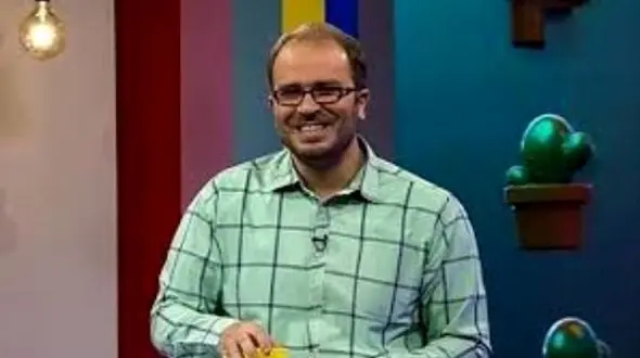 استایل میلیاردی محمدرضا شهبازی روی آنتن تلویزیون