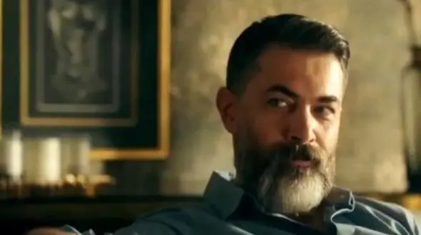 تغییرات چهره پارسا پیروزفر «سریال یاغی» و «سریال در پناه توِ» ۲۸ سال پیش !