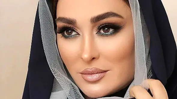  الهام حمیدی خودش را عروسک کرد / خانم بازیگر در این سن و سال خجالت دارد ! + عکس