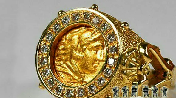 حلقه طلا با رنگ و بوی یونان قدیم + عکس