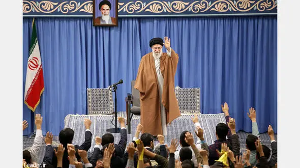 مجموعه بیانات سالهای اخیر رهبری درباره پیامدهای مذاکره با آمریکا + فیلم