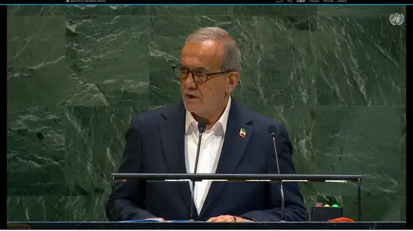 ایران در برابر مهاجمان سر فرود نمی‌آورد