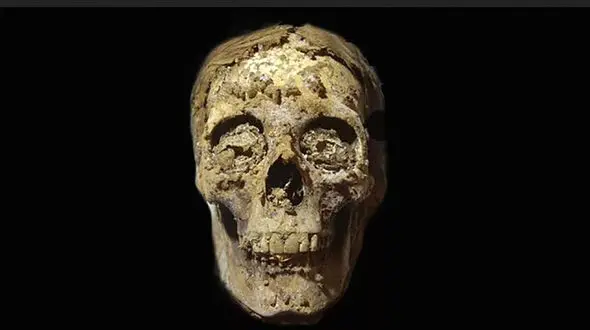 کشف مومیایی‌های مصری با زبان‌هایی از جنس طلا + عکس