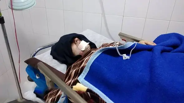 حمله خونین گرگ وحشی به خانم معلم و پیرزن تنها + عکس