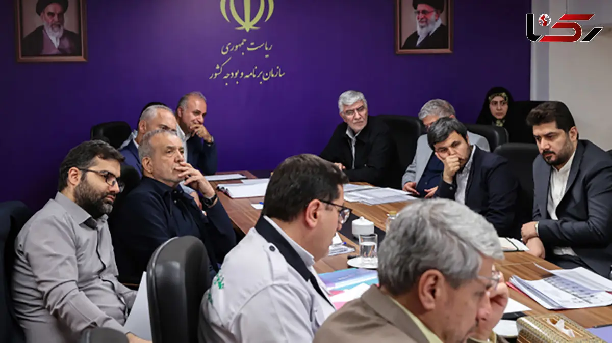 پزشکیان: مذاکره به معنای تسلیم نیست/ ملت ایران در برابر دشمن هرگز سر خم نخواهد کرد