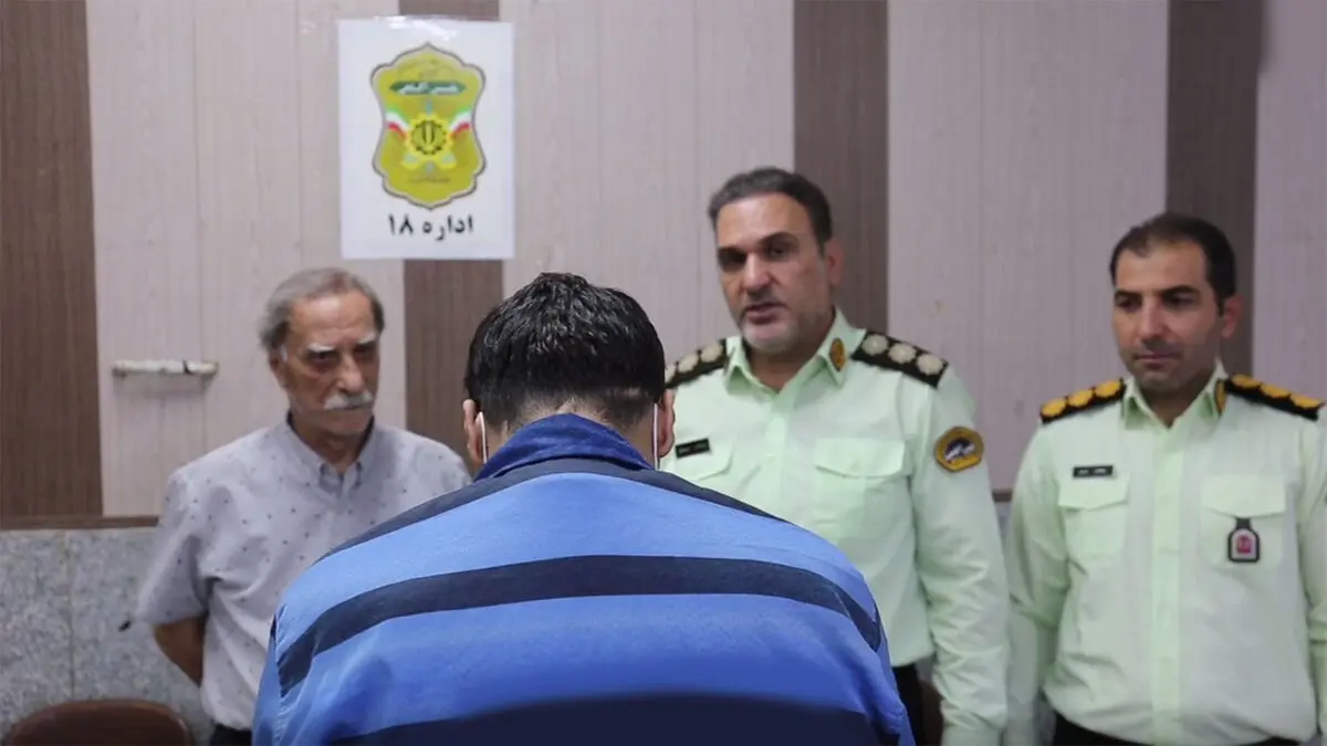 فیلم گفتگو با موبایل قاپ های سیاوش طهمورث و مواجهه حضوری آقای بازیگر با دزدان در پلیس آگاهی تهران