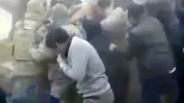 ضجه های غمگین پیرمرد زلزله زده در آذربایجان غربی + فیلم 