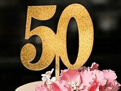 عکس ها / حال و هوای متفاوت بازیگران زن و مرد در جشن تولد 50 سالگی با کیک های مجلل و زیبا / بهاره رهنما، مهران مدیری و ... 