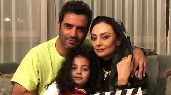 فیلم / نگاهی به چیدمان  شاهانه خانه «منوچهر هادی» بعد جدایی از یکتا ناصر /  از مبلمان مدرن و پرده های اعیانی تا هنگ درام نوازی آقای کارگردان