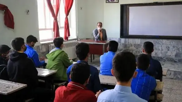 زنگ خطر برای آموزش؛ فقر، معدل‌ها را زمین‌گیر کرد و آینده نسل‌ها را تهدید می‌کند