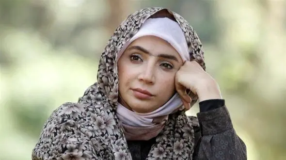 هم اتاق خواب و هم اتاق کار /  شبنم قلی‌خانی در بیگانه‌ای با من است ...