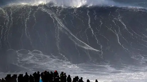  فیلم تحسین برانگیز از شکستن رکورد موج سواری!